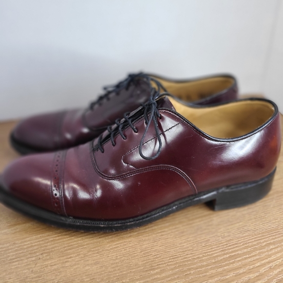 (0000) Johnston & Murphy Men's Aristocrat Cap Toe, Size: 8.5 D, Color: Burgundy - Picture 6 of 14